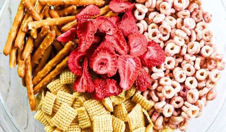 Valentine's Day party ideas with tasty snack mix and sweet snacks